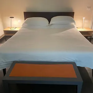 Abetaia לבנטו