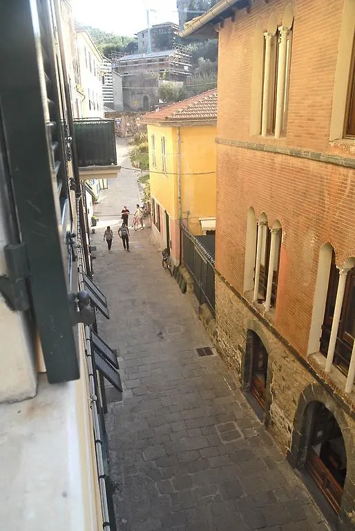 Rubino Apartment Levanto Italia